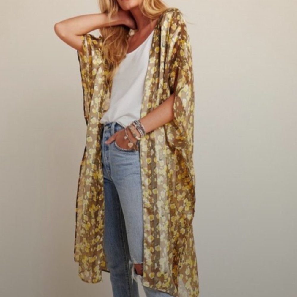 Isolde Summer Floral Kimono